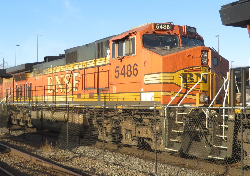 BNSF 5486